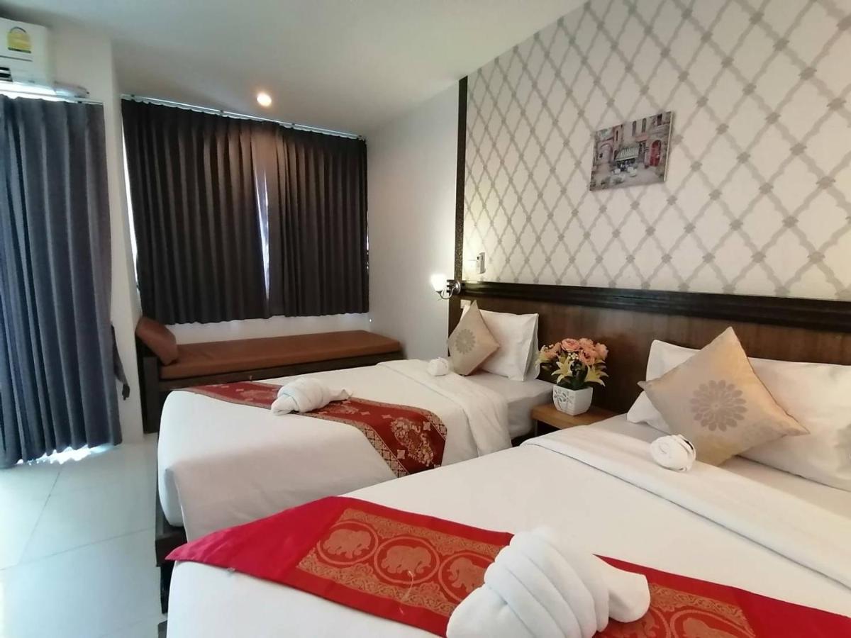 Nj Patong Hotel Экстерьер фото
