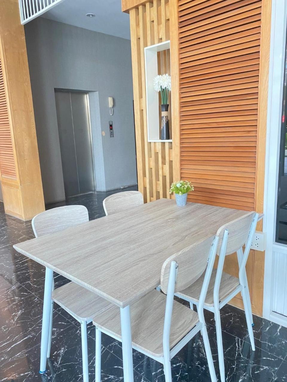 Nj Patong Hotel Экстерьер фото